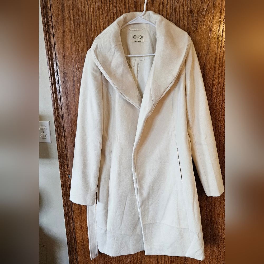 Mia Joy Women's Coat from Joyfolie - Picture 6 of 13